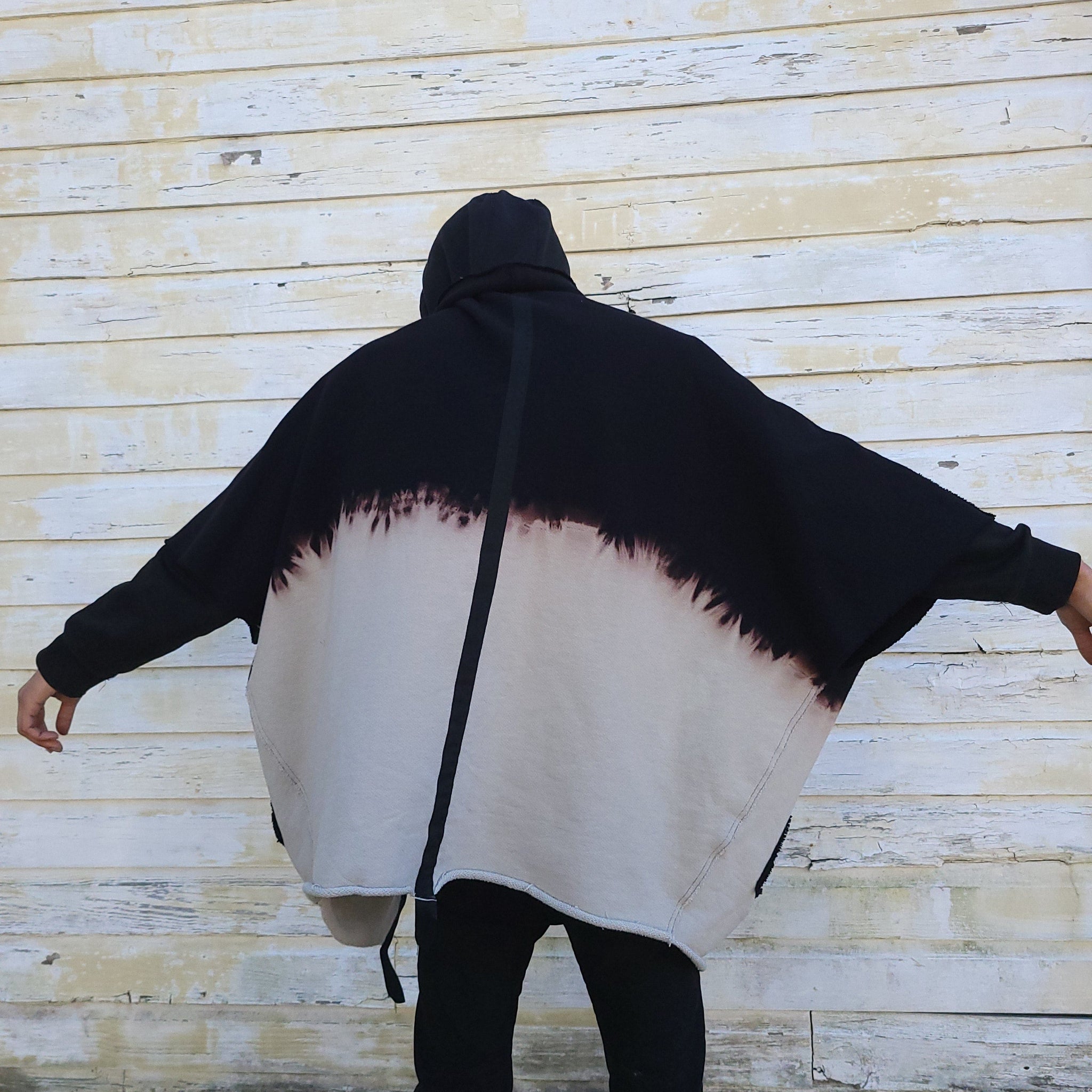 Wolf Cape Jacket in French Terry with Sashiko Stitch - Ombre